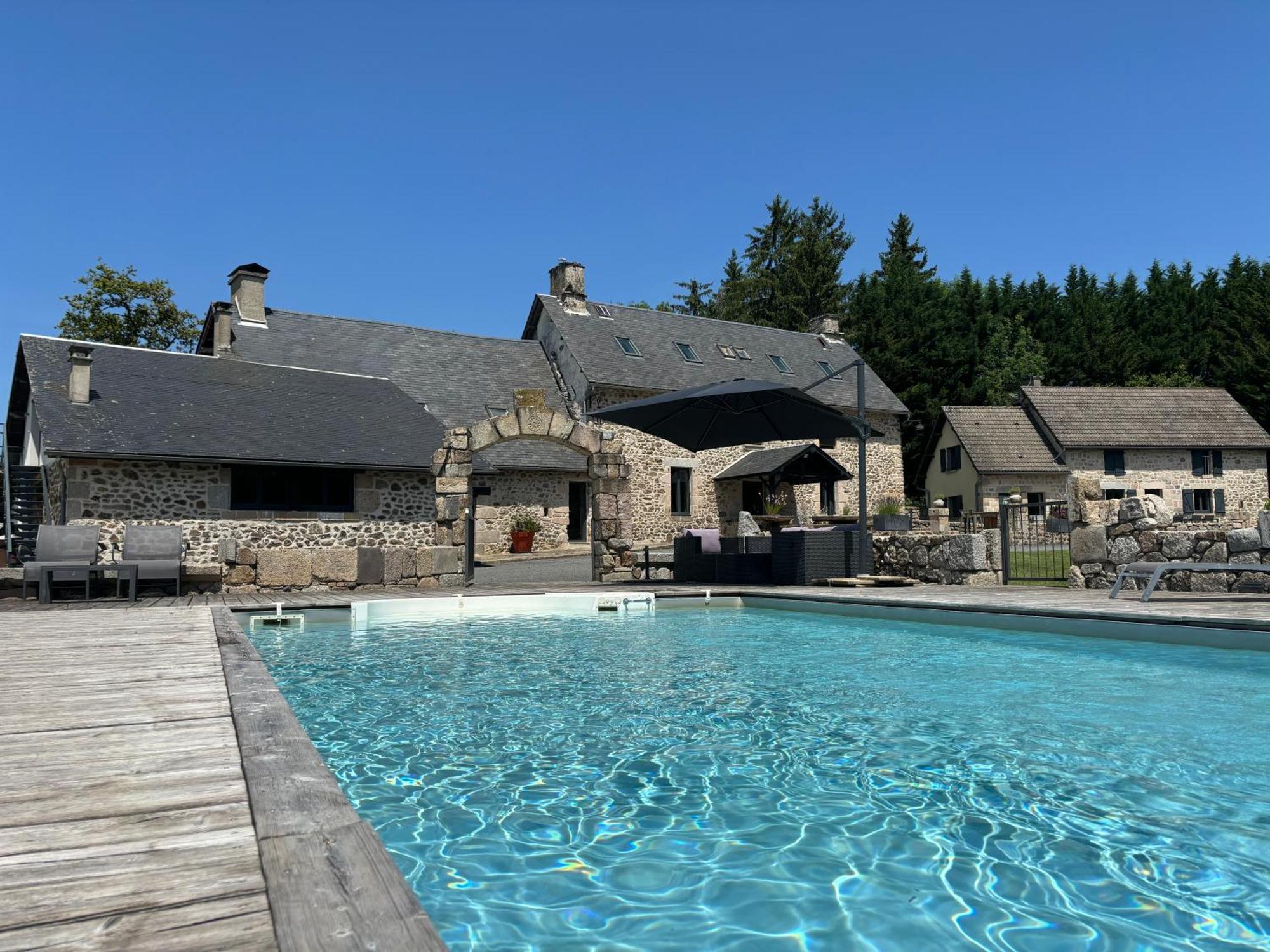 Villa Domaine Des Annouillards à Sornac Extérieur photo